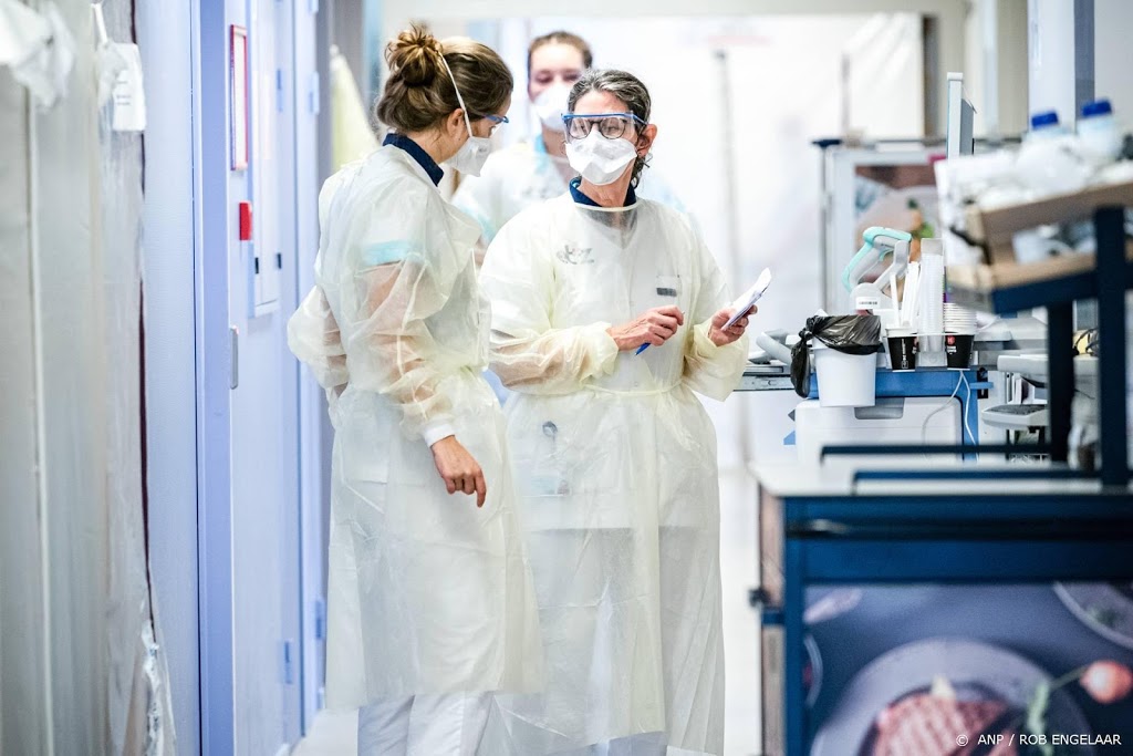 Iets minder coronapatiënten opgenomen in ziekenhuizen