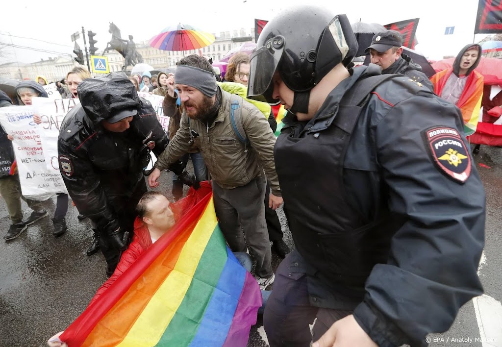 Russisch parlement verbiedt lhbti-propaganda onder volwassenen