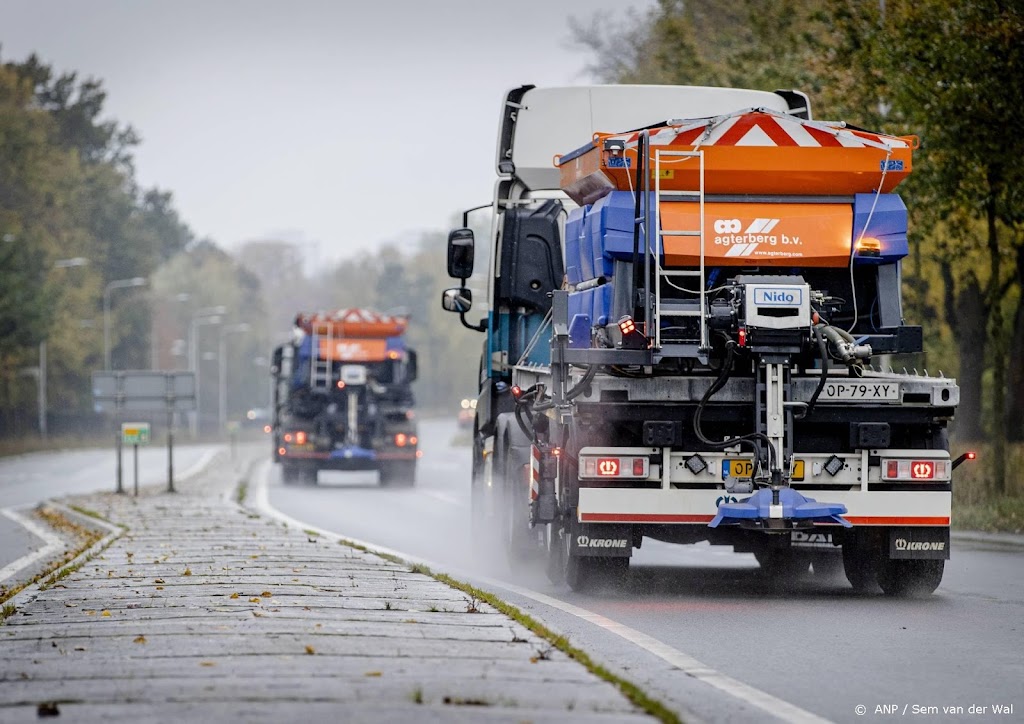 Code geel om kans op gladheid op kerstavond in Noord-Nederland