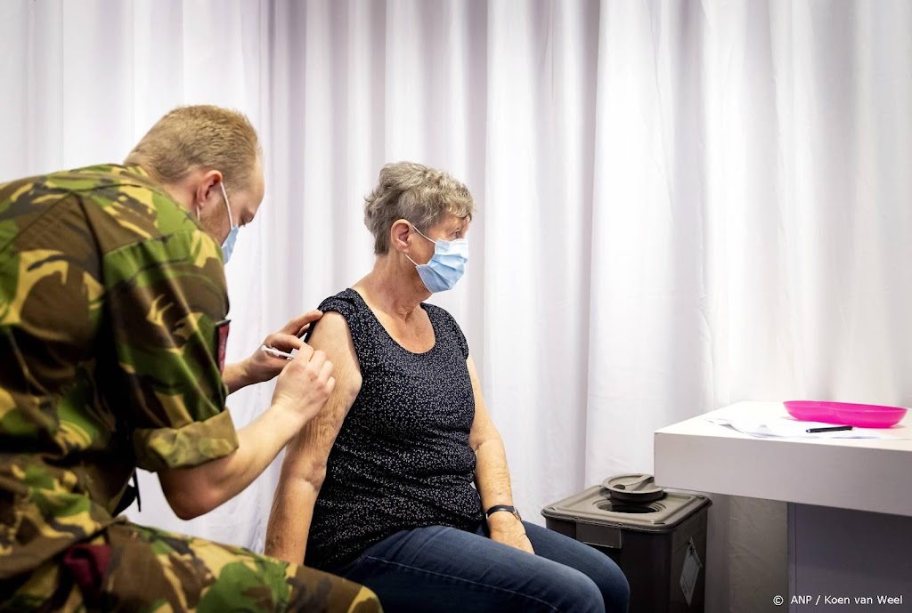 GGD krijgt minder hulp van militairen in test- en prikstraten