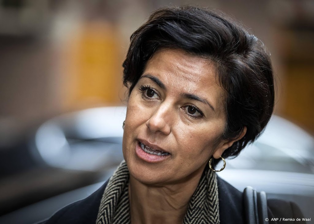 Uslu spreekt initiatiefnemers Kapsalon Theater in Kleine Komedie