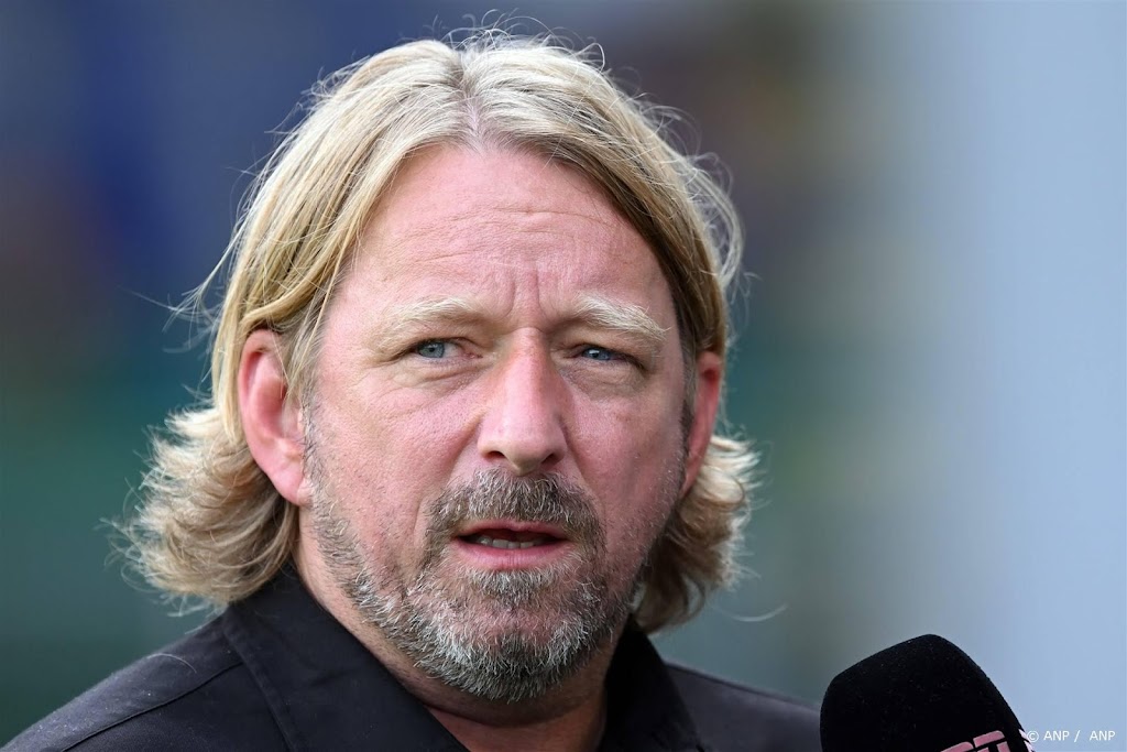 Beleggers vragen Ajax opnieuw naar onderzoek Mislintat