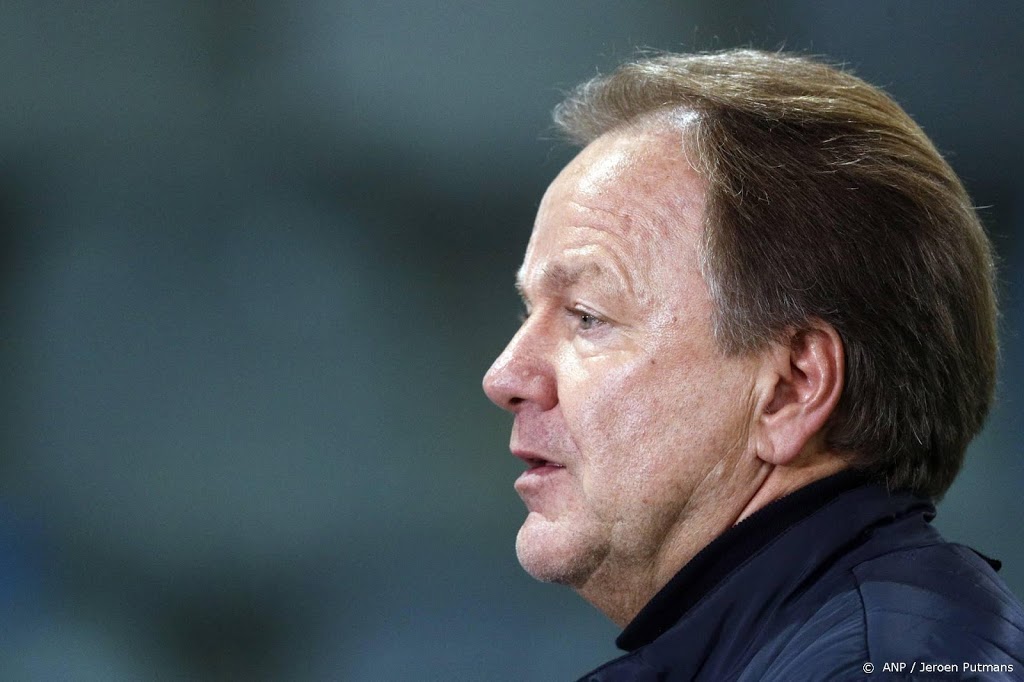Trainer Snoei gaat nog een jaar door bij De Graafschap