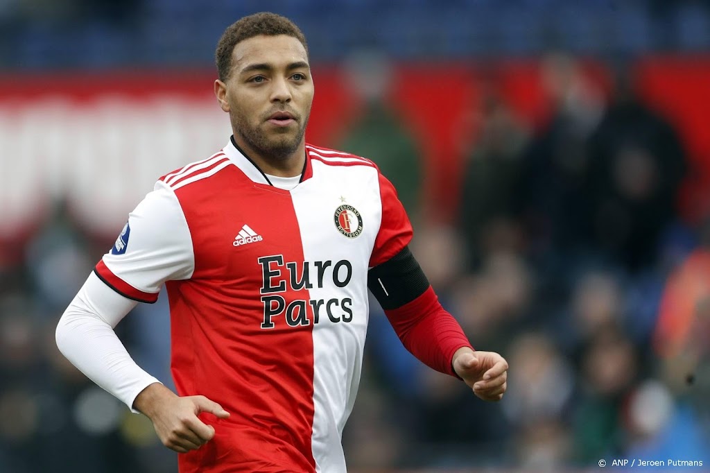 Feyenoord tegen AZ opnieuw zonder aanvallers Dessers en Nelson
