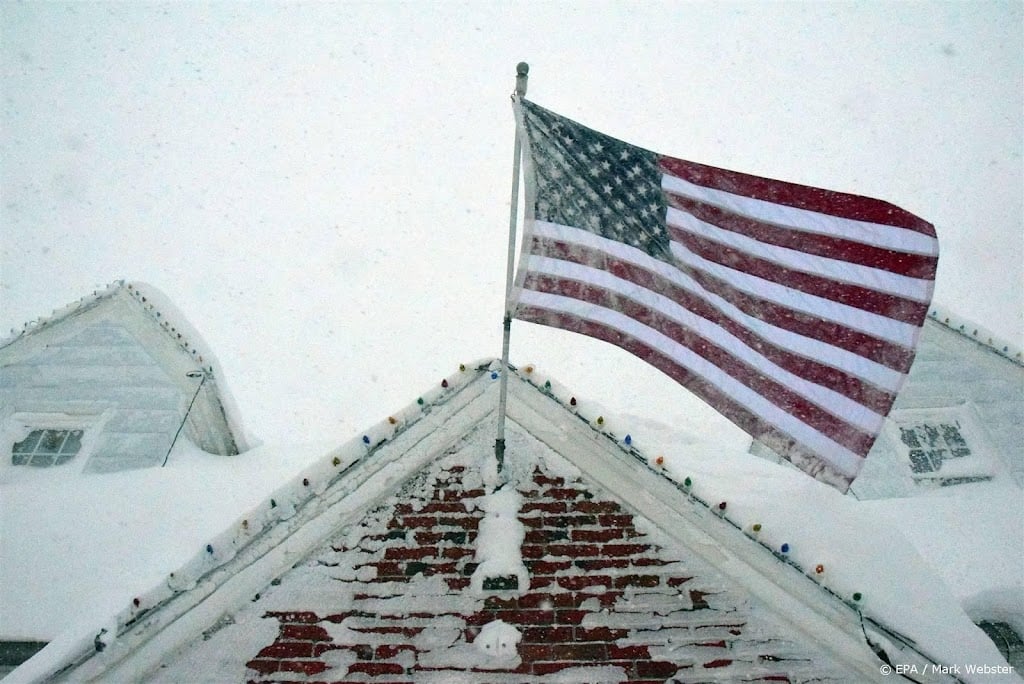 Ongebruikelijke winterstorm in zuiden van Californië