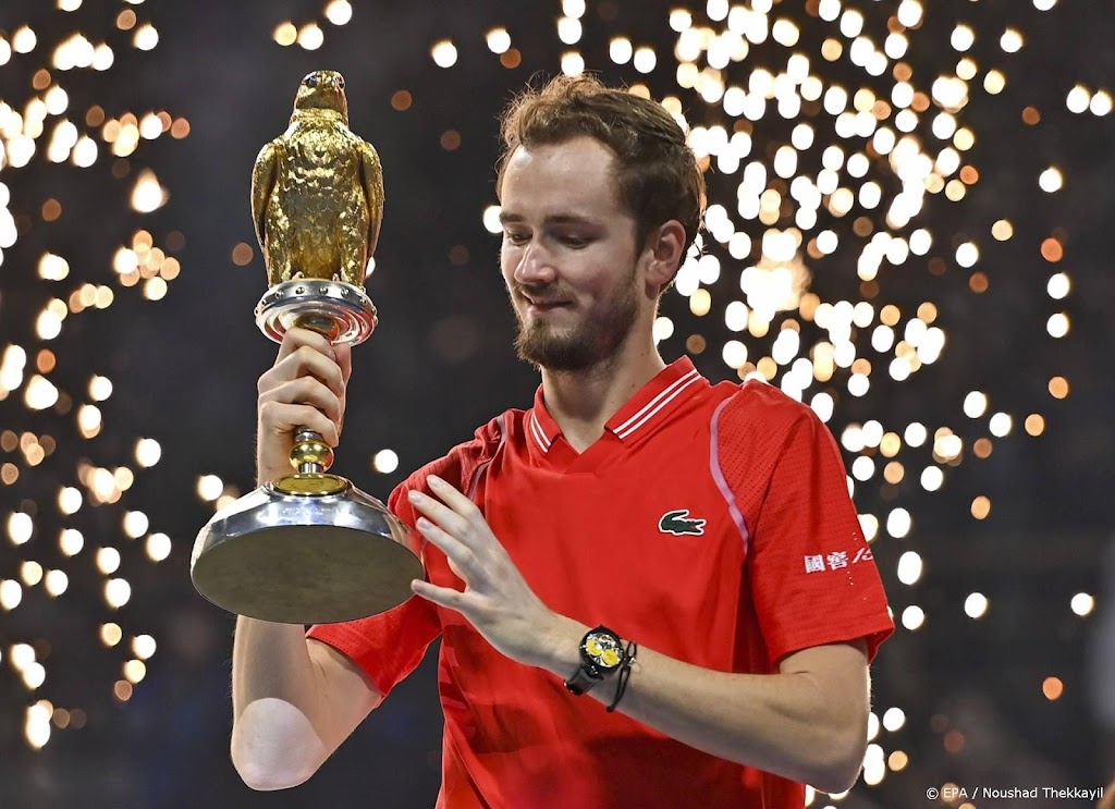 Russische tennisser Medvedev na Rotterdam ook de beste in Doha