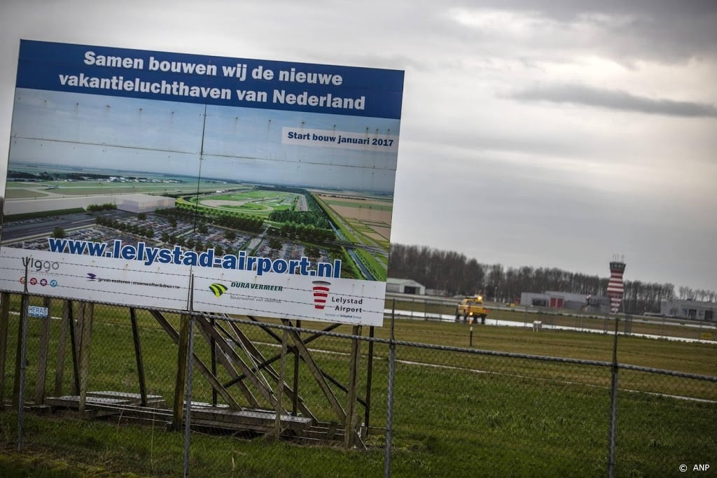 'Aangevraagde natuurvergunning Lelystad Airport deugt niet'