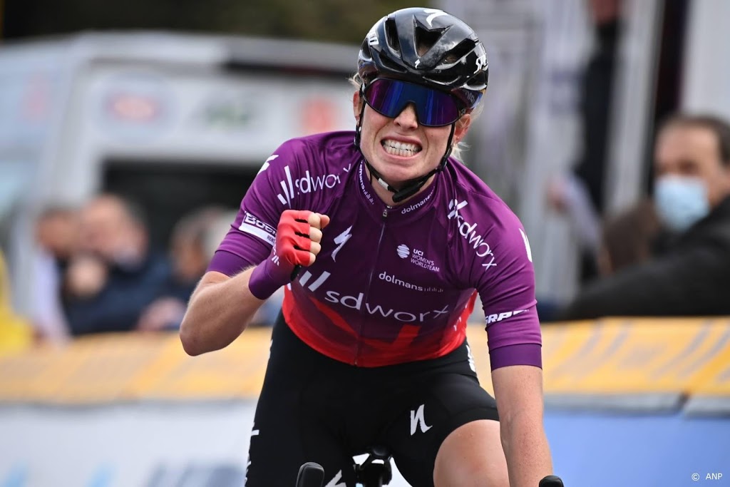 Talent Vollering wint wielerklassieker Luik-Bastenaken-Luik