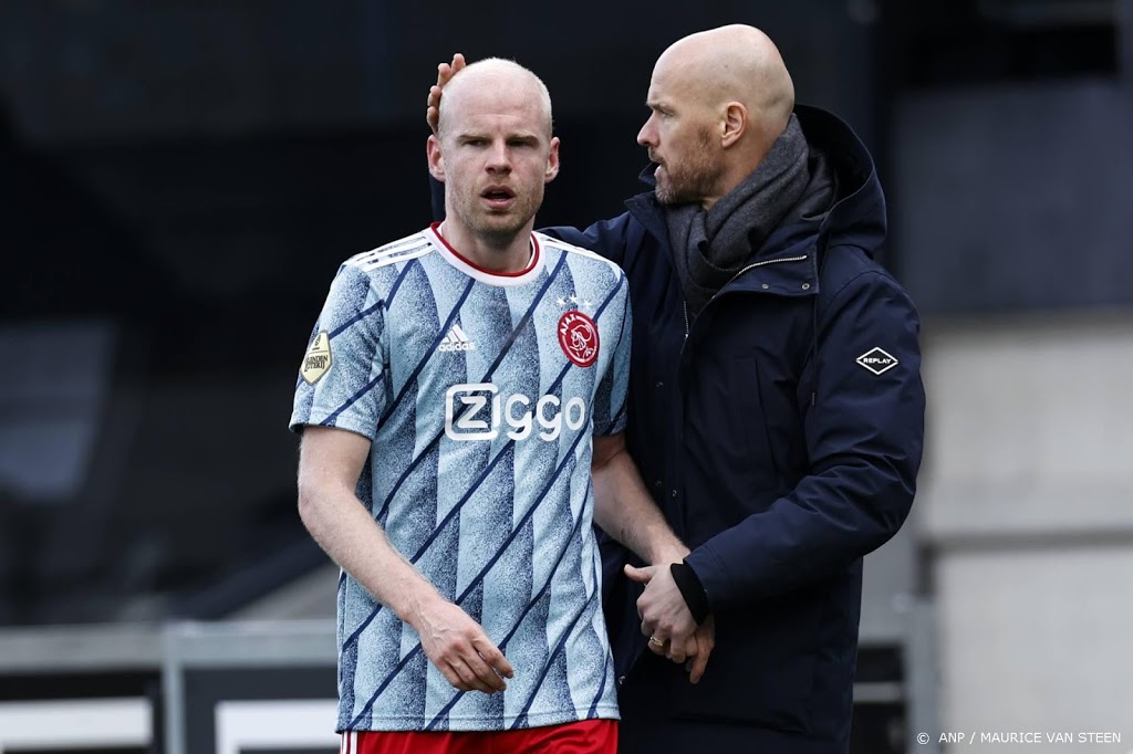 Ajax begint met Klaassen en Antony aan thuisduel met AZ