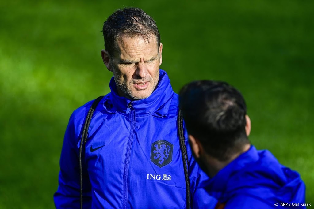 Na wikken en wegen komt De Boer met EK-selectie van Oranje