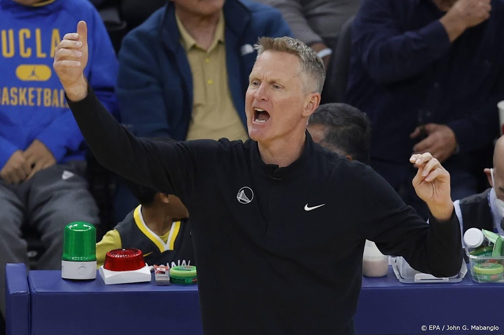 Coach Kerr praat niet over basketbal, maar eist wapenverbod