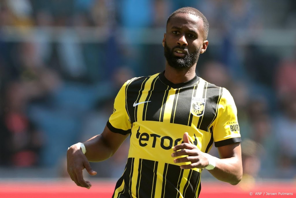 Dasa mist beslissende duels Vitesse vanwege zijn bruiloft