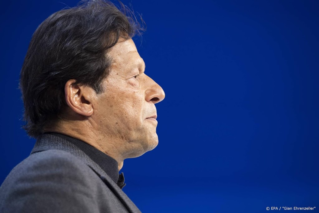 Fikse kritiek op premier Pakistan, die Bin Laden martelaar noemt
