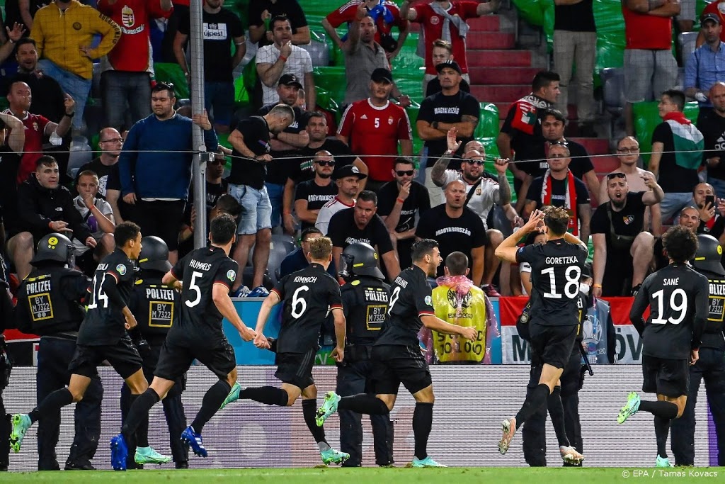 Onderzoek UEFA naar discriminerende incidenten EK-duel in München