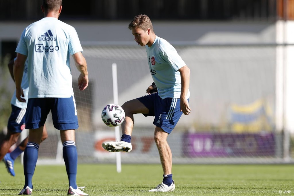 Ajax laat Eiting vertrekken naar Genk