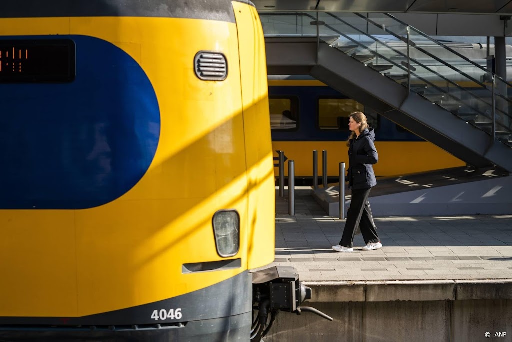 Opnieuw minder treinen door personeelstekort NS