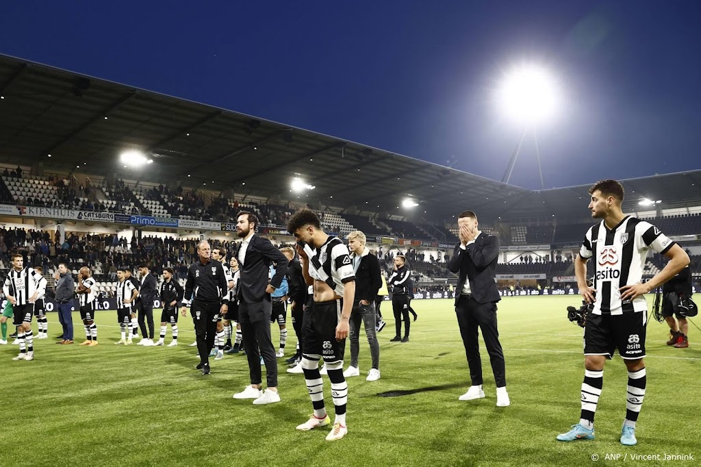 Gedegradeerd Heracles vindt in Lammers nieuwe hoofdtrainer