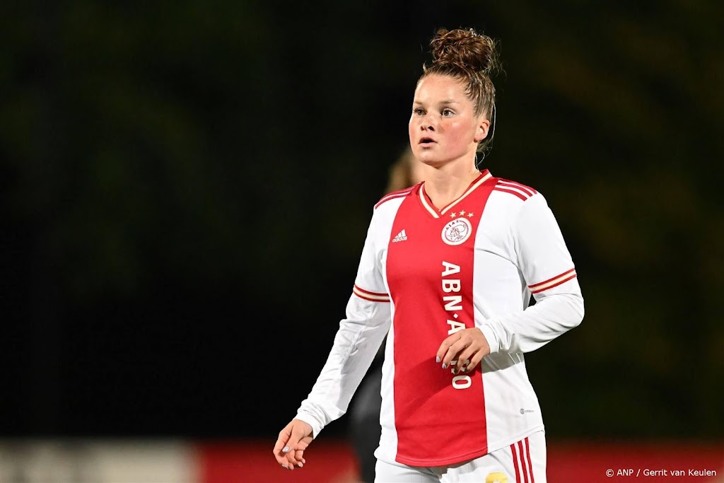Voetbalster Tromp verruilt Ajax voor FC Utrecht