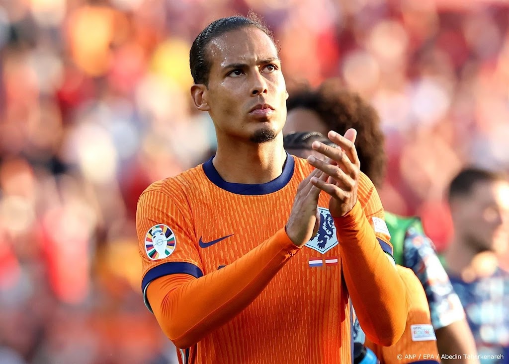 Van Dijk heeft geen verklaring voor 'slap begin' Oranje