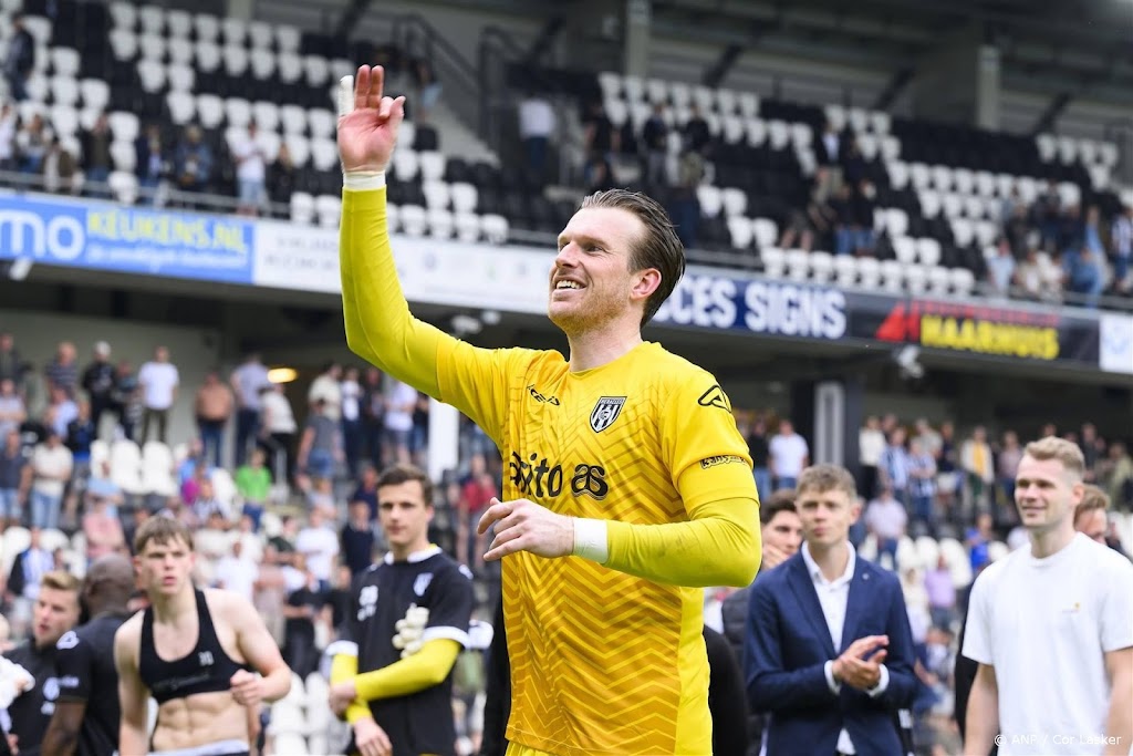 FC Utrecht neemt doelman Brouwer over van Heracles