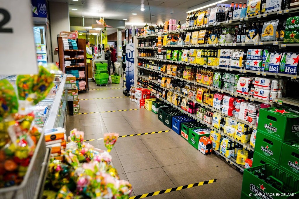 'Coronacrisis zorgt voor topjaar supermarkten en webshops'