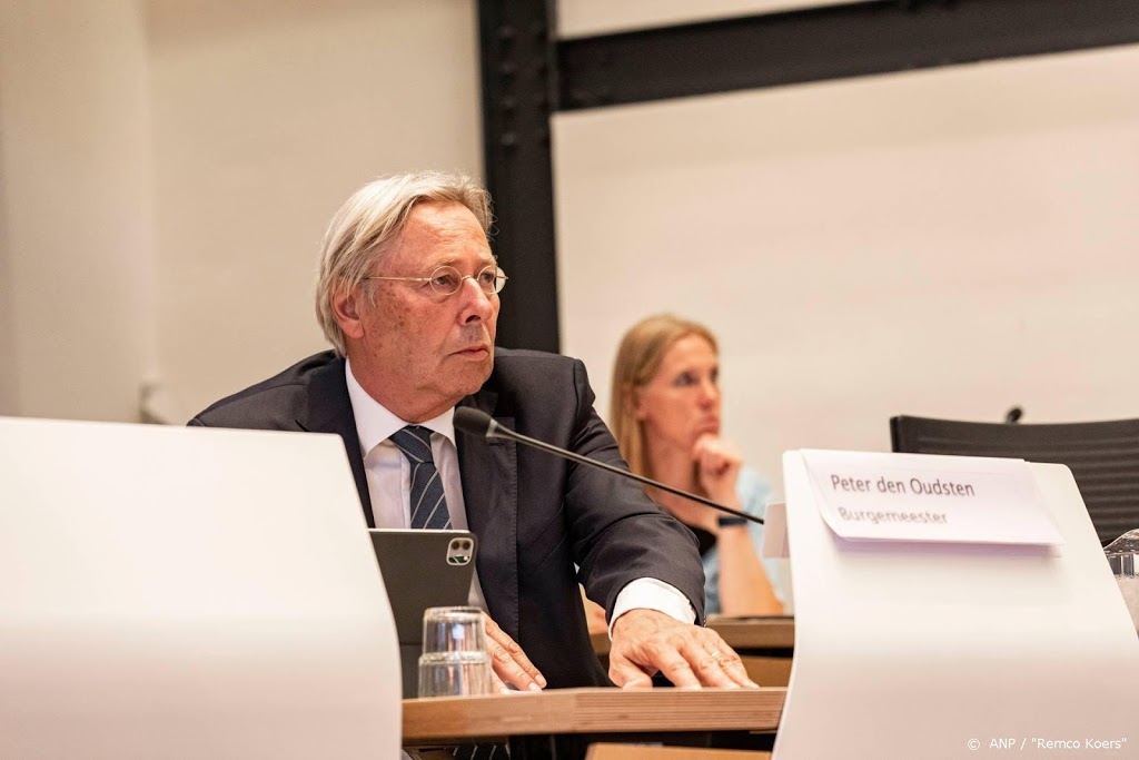 Den Oudsten wil opruiende sociale media sneller uit de lucht