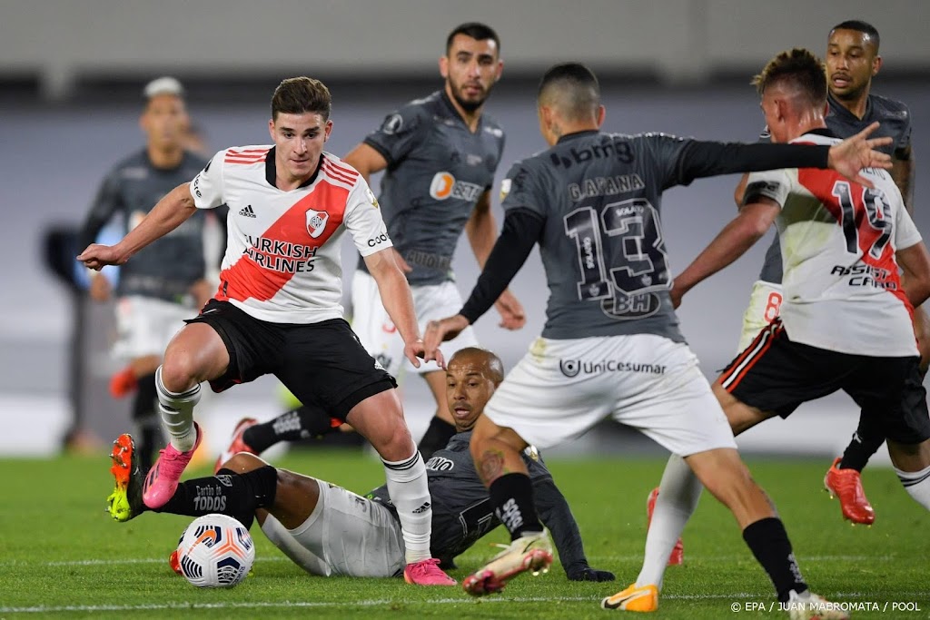 Voetbalfans volgende maand weer welkom in stadions Argentinië