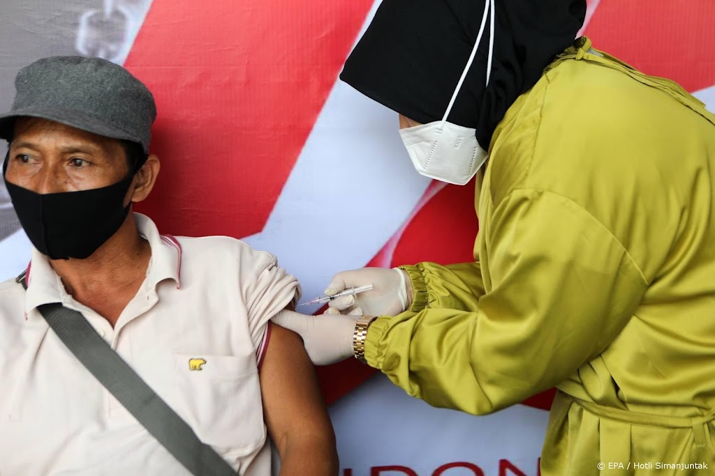 Onderzoek: trage vaccinatie kost wereldeconomie 2 biljoen euro