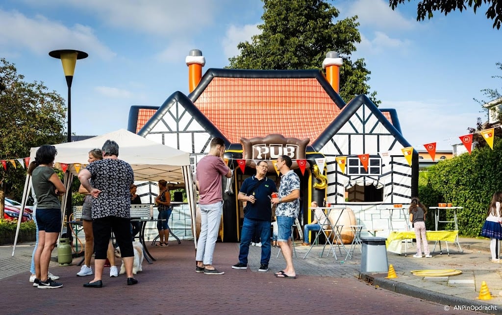 'Omkijken naar elkaar begint in je eigen buurt tijdens Burendag'