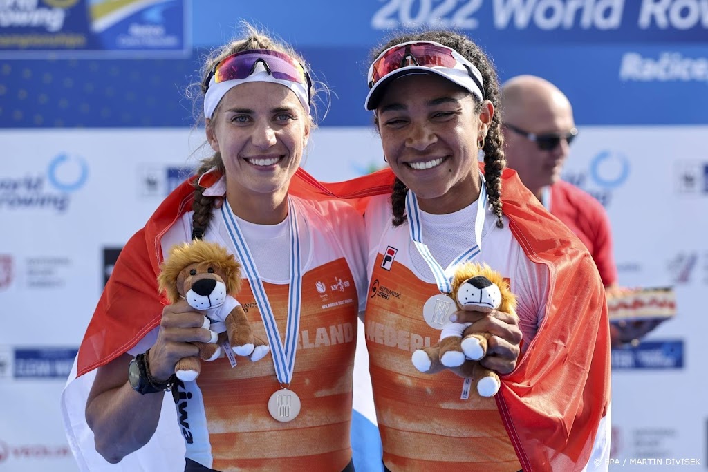 Ook op WK roeien zilver voor De Jong en Youssifou in dubbeltwee