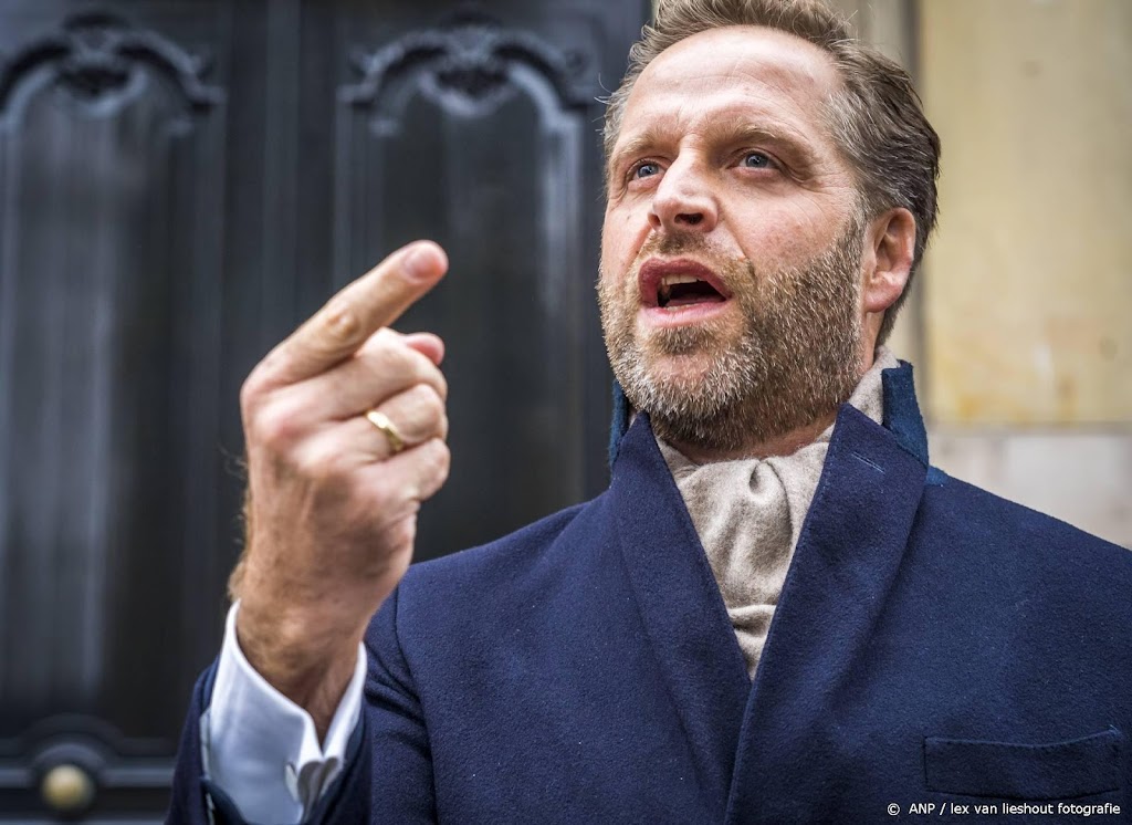 De Jonge: kabinet beraadt zich op aanvullende coronamaatregelen