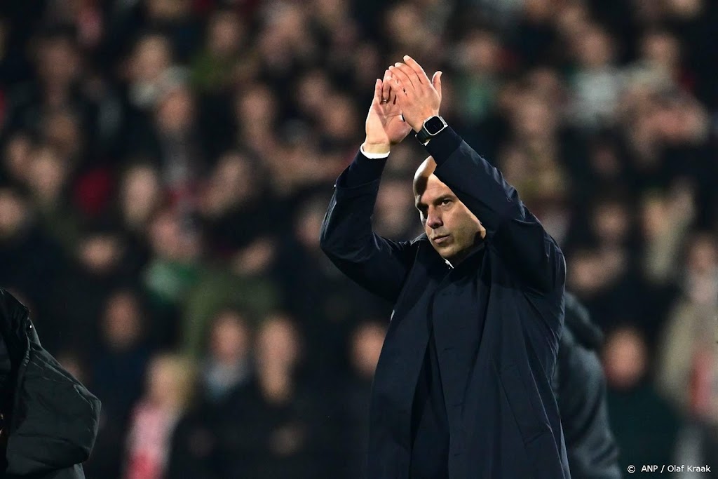 Trainer Slot geniet van Feyenoord in duel met Lazio