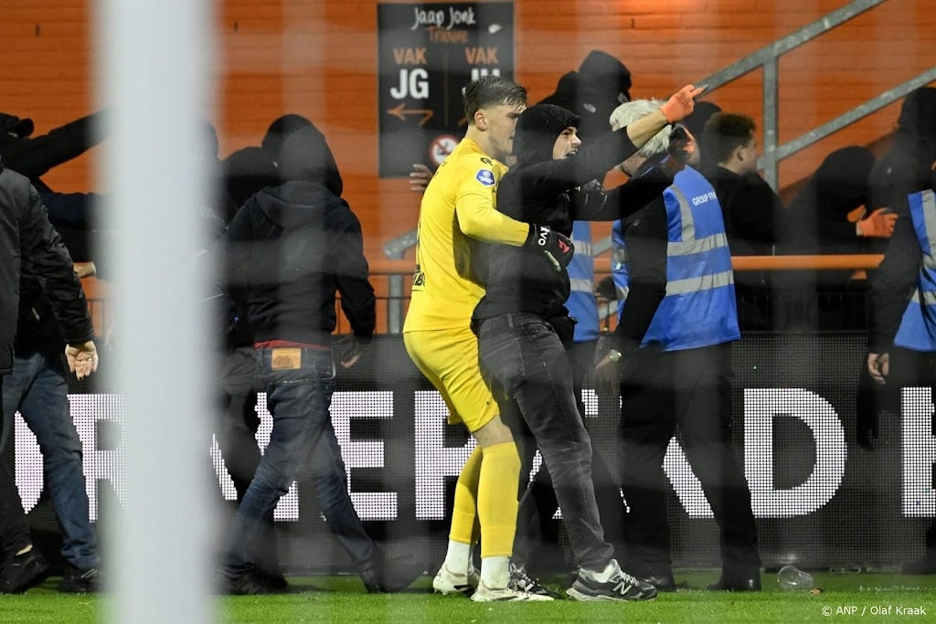 Volendam-Heracles later begonnen om wangedrag fans