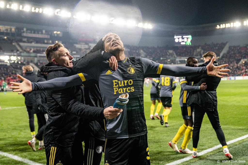 Feyenoord speelt gelijk tegen Slavia en overwintert in Europa