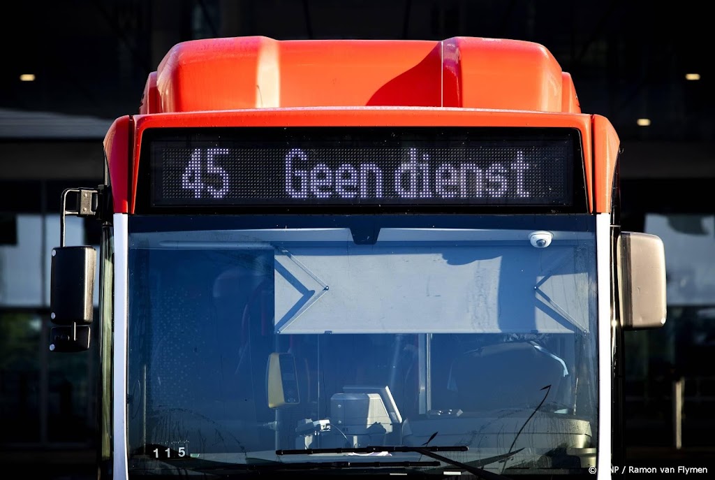Vakbonden dreigen met nieuwe stakingen in streekvervoer