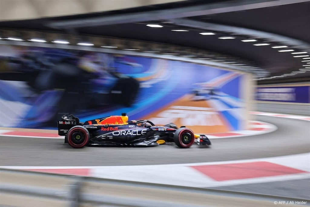 Verstappen pakt poleposition voor slotrace Formule 1 in Abu Dhabi