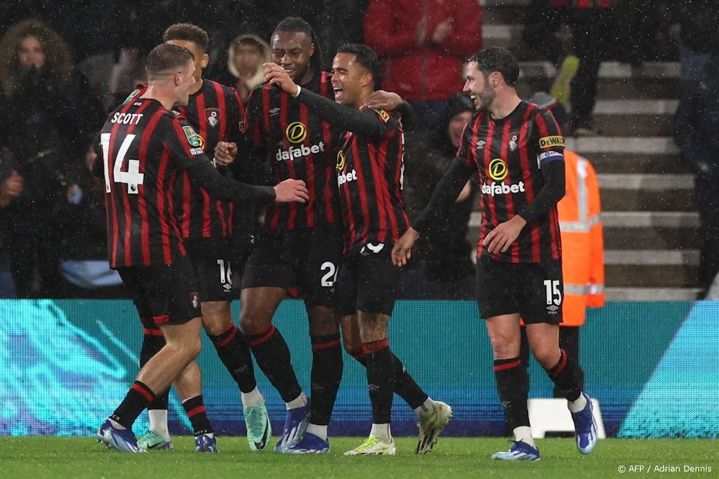 Kluivert maakt eerste doelpunt voor Bournemouth