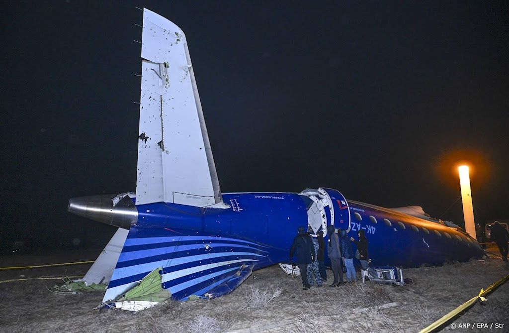 Autoriteiten: bijna veertig doden door vliegtuigcrash Kazachstan