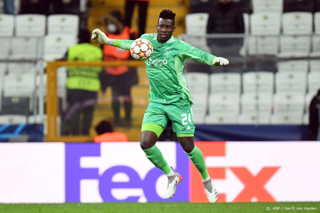 Ajax met Onana tegen Eagles vanwege blessures Pasveer en Gorter