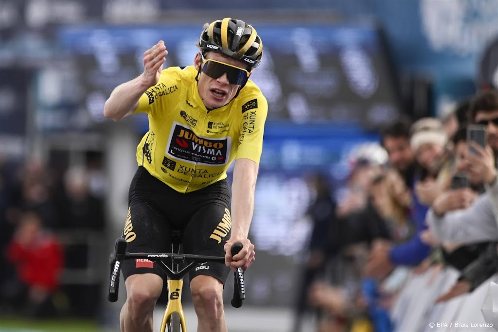 Vingegaard wint drie ritten en eindklassement O Gran Camiño
