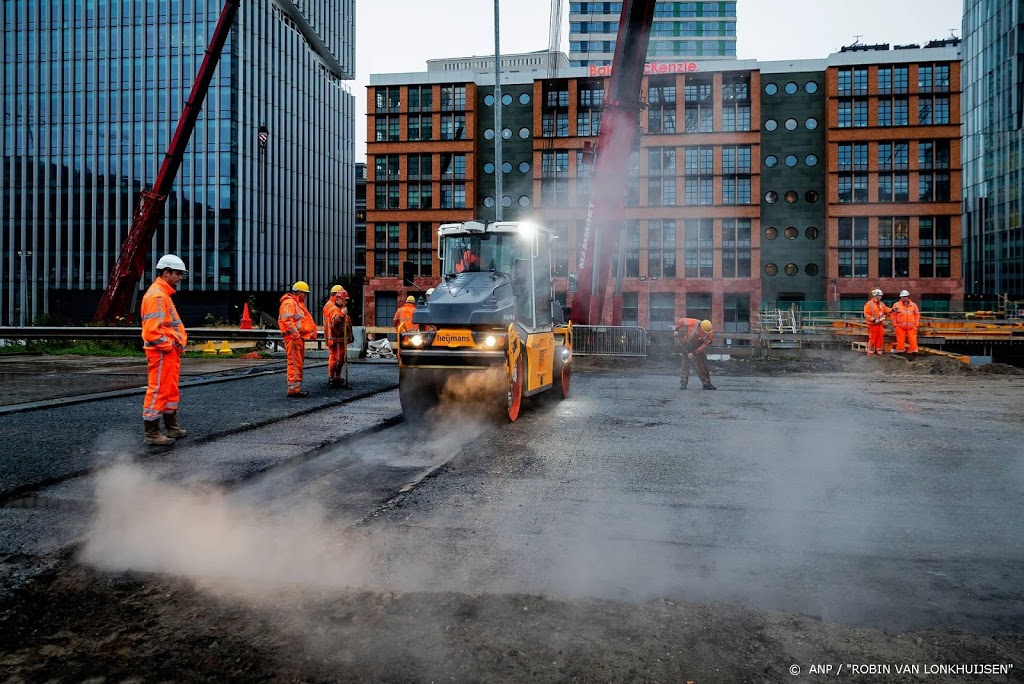Zuidasdok mogelijk 1 miljard euro duurder en later klaar