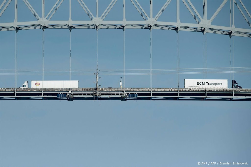 Tot twintig mensen vermist na instorten brug Baltimore
