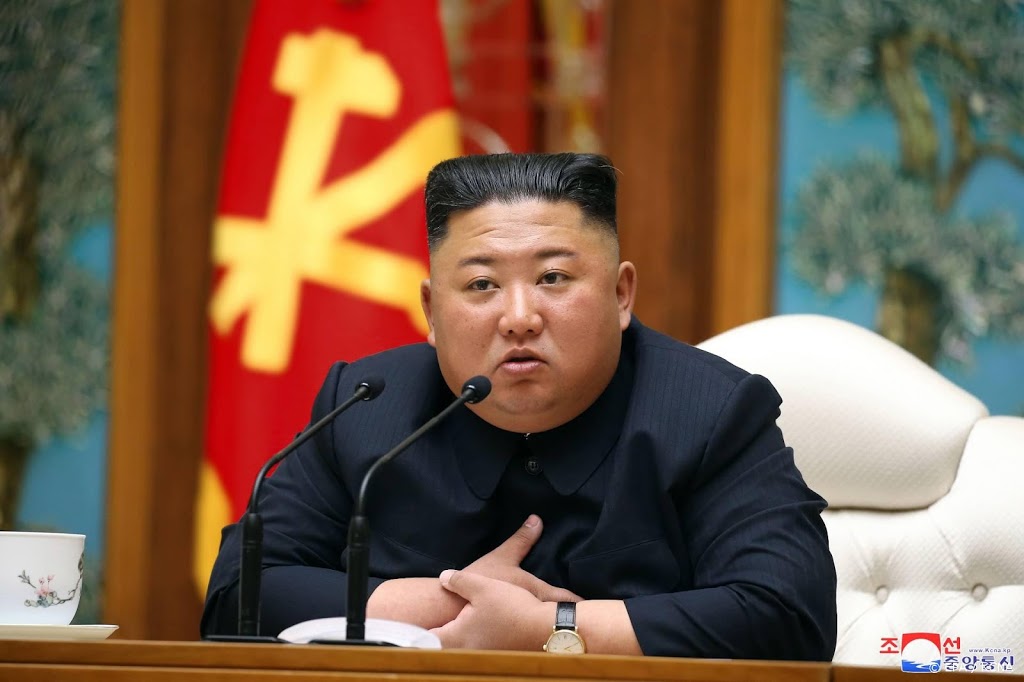 Kim toont teken van leven met brief aan bouwvakkers
