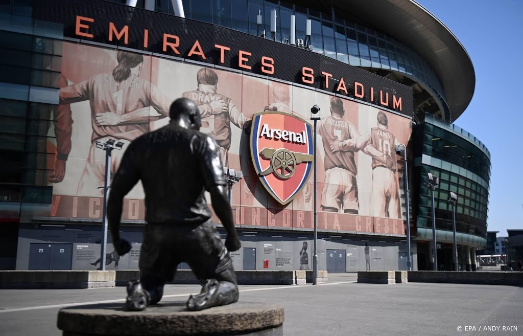 'Oprichter Spotify en Bergkamp willen Arsenal overnemen'