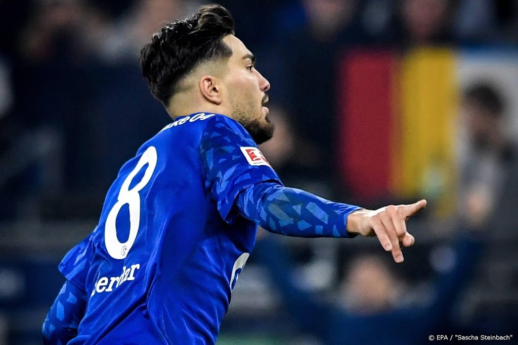 Schalke rest van seizoen zonder international Serdar