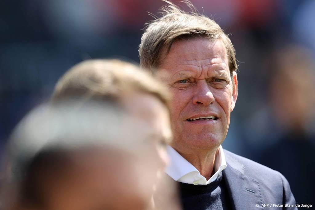 Technisch directeur Arnesen van Feyenoord wacht drukke zomer