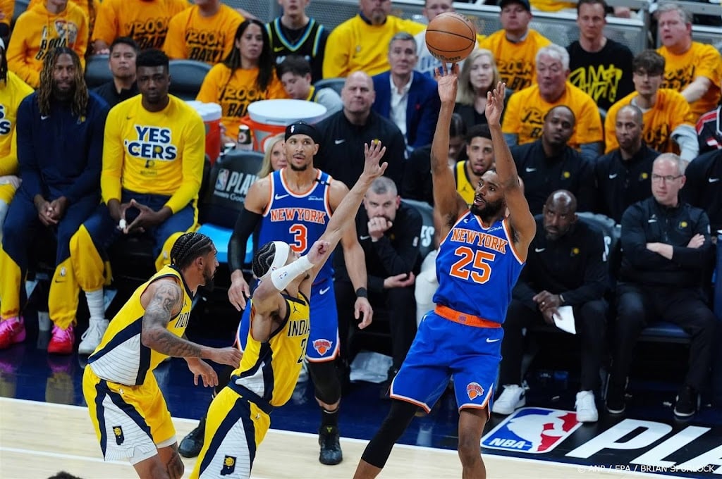 Basketballers Knicks boeken eerste zege tegen Pacers