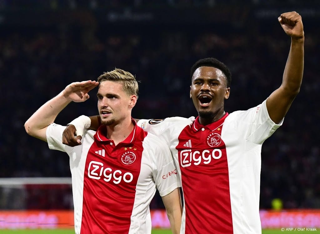 Ajacieden Hato, Baas, Taylor en Regeer met Jong Oranje naar EK