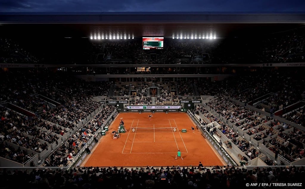 Sinner zonder setverlies naar tweede ronde Roland Garros