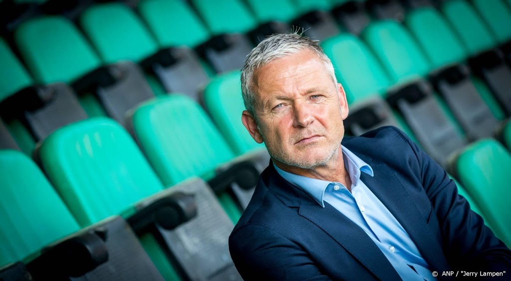 Monaco haalt Musaba weg bij NEC